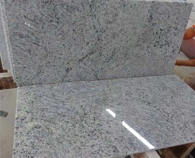 کاشی گرانیت سفید کشمیر صیقلی با سنگ طبیعت