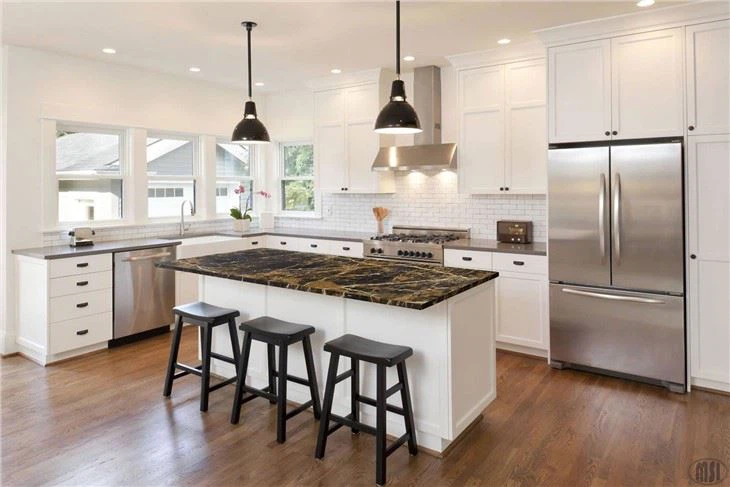 Michelangelo Marble Slab kitchen top