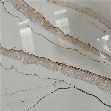 کوارتز طلای کالاکاتا با رگه های زیبا